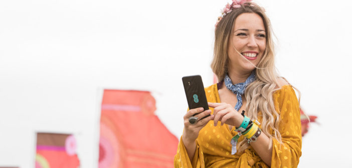 EE 5G network celebrates one year